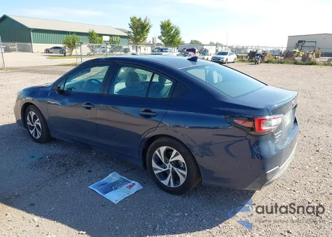 2025 Subaru Legacy Premium z USA, uszkodzony, nr VIN 4S3BWAD63S3018084